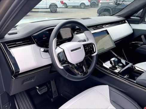 Used 2024 Land Rover Range Rover Sport SV Edition One Carbon Bronze image 19