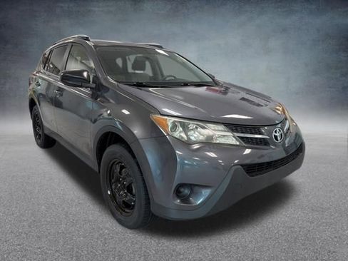 Used 2014 Toyota RAV4 LE image 9