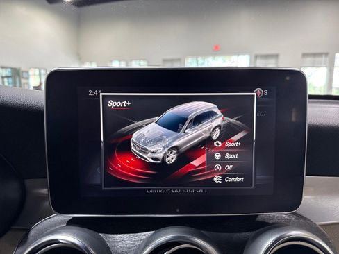 Used 2018 Mercedes-Benz GLC 300 w/ Multimedia Package image 84