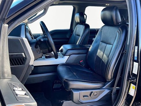 Certified 2019 Ford F150 Lariat w/ Equipment Group 502A Luxury image 26