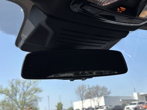 Used 2024 BMW X5 xDrive50e w/ Climate Comfort Package image 28