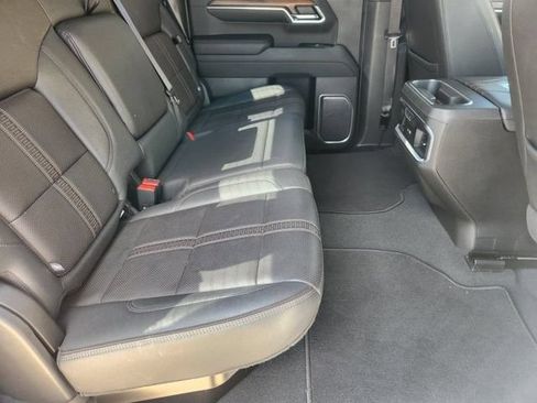 Used 2022 Chevrolet Silverado 1500 High Country w/ High Country Premium Package AWD/4WD image 31