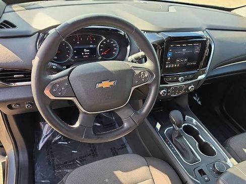 Used 2023 Chevrolet Traverse LT w/ LPO, Floor Liner Package AWD/4WD image 9