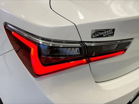 Used 2019 Acura ILX FWD image 17