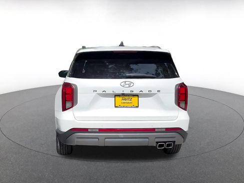 Used 2025 Hyundai Palisade SEL FWD image 12