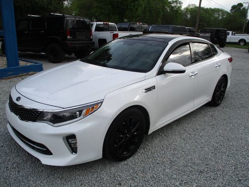Used 2018 Kia Optima S w/ Panoramic Sunroof Package FWD image 1