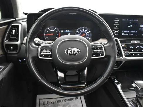 Used 2021 Kia Sorento EX w/ Panoramic Sunroof Package image 21