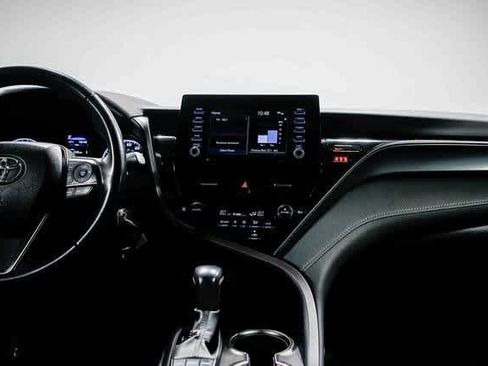 Certified 2023 Toyota Camry SE image 11