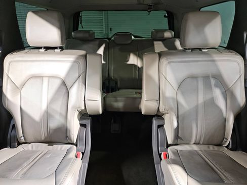 Used 2021 Ford Expedition Limited RWD image 13