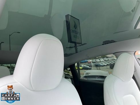 Used 2023 Tesla Model Y Long Range AWD/4WD image 78