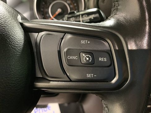 Used 2022 Jeep Wrangler Unlimited Sport AWD/4WD image 23