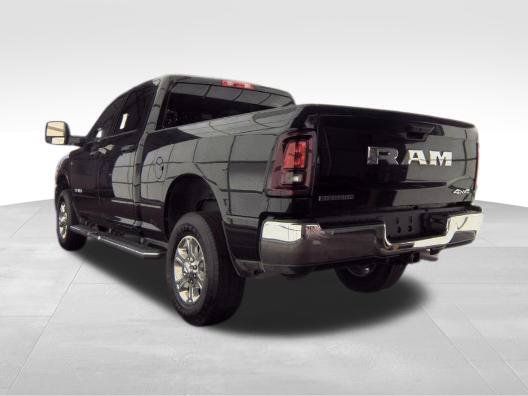 Used 2025 RAM 2500 Big Horn AWD/4WD image 2