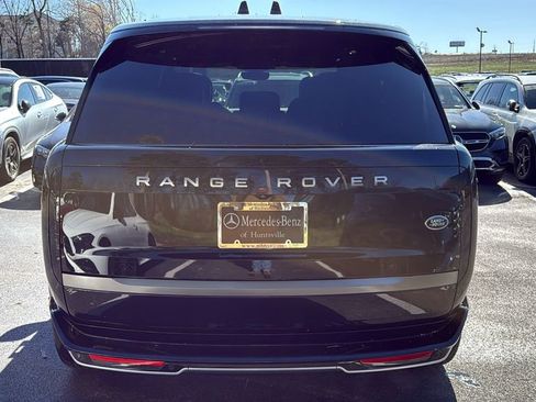 Used 2023 Land Rover Range Rover SE image 4