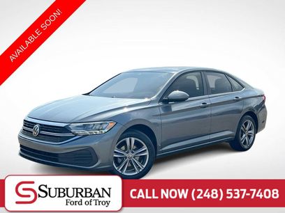 Used 2024 Volkswagen Jetta SE w/ Panoramic Sunroof Package