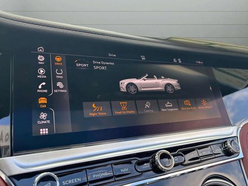 Used 2024 Bentley Continental GT image 53