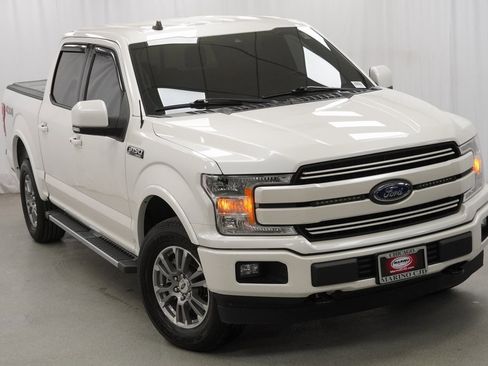 Used 2019 Ford F150 Lariat w/ Trailer Tow Package image 9
