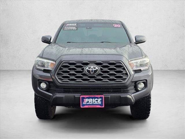 Used 2020 Toyota Tacoma TRD Off-Road w/ Technology Package AWD/4WD image 2