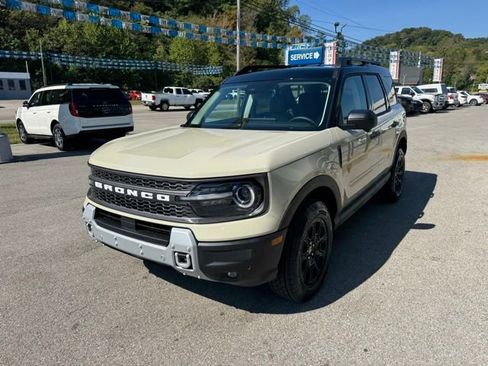 New 2025 Ford Bronco Sport Badlands image 6