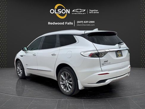 Used 2022 Buick Enclave Avenir w/ Avenir Technology Package AWD/4WD image 3