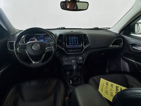 Used 2019 Jeep Cherokee Limited AWD/4WD image 13
