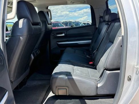 Used 2015 Toyota Tundra Limited w/ Limited Premium Package AWD/4WD image 19
