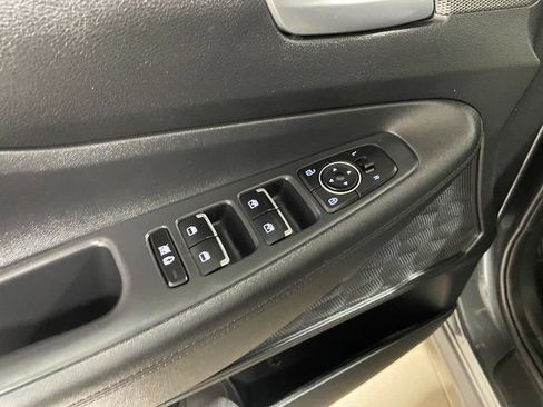 Used 2020 Hyundai Santa Fe SEL AWD/4WD image 19