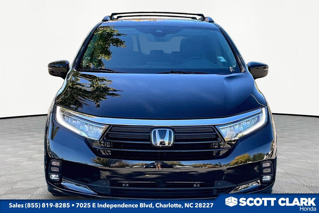 Used 2024 Honda Odyssey EX-L image 2