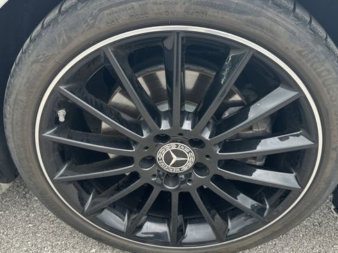 Used 2022 Mercedes-Benz A 220 4MATIC image 13