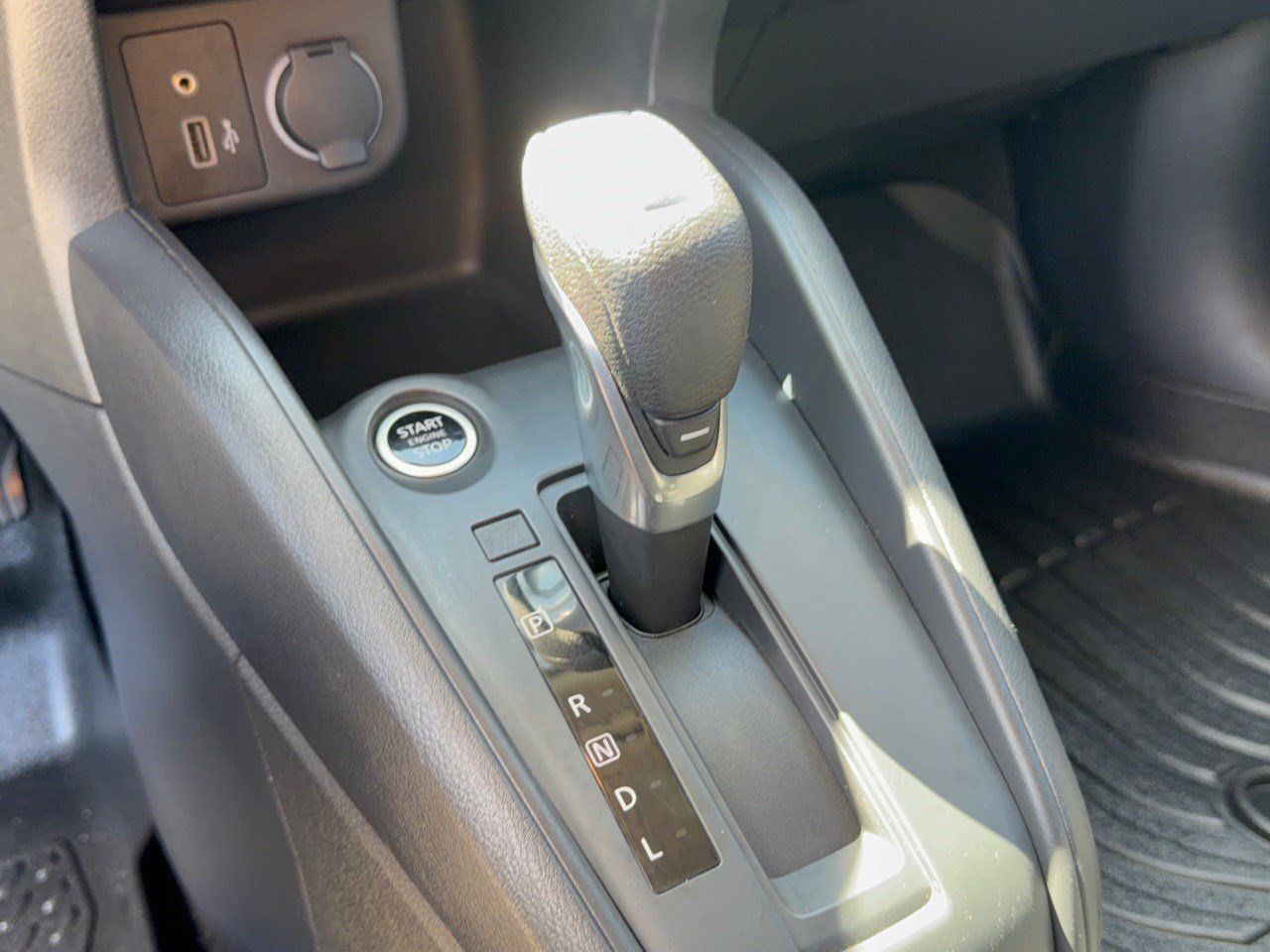 Used 2024 Nissan Kicks S FWD image 22