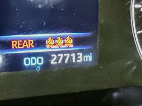 Used 2024 Toyota Corolla LE FWD image 18