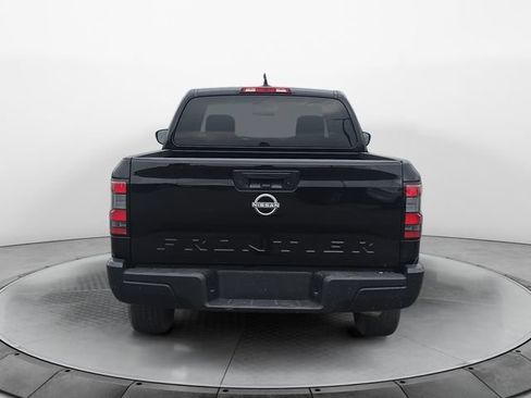 Used 2024 Nissan Frontier S RWD image 4