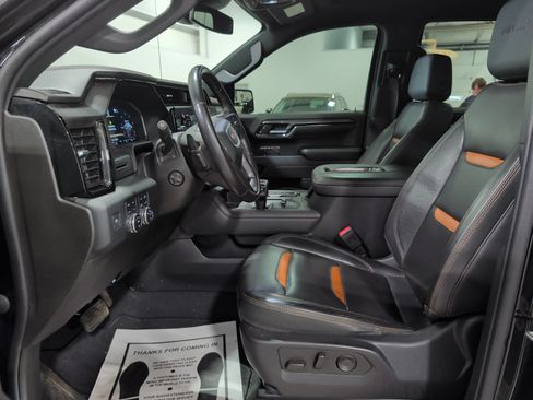 Used 2022 GMC Sierra 1500 AT4 w/ AT4 Premium Package AWD/4WD image 7