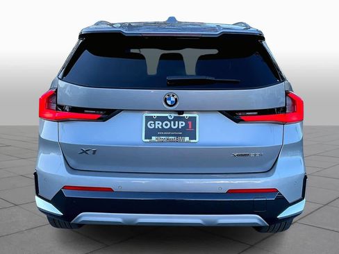 Certified 2025 BMW X1 xDrive28i w/ Technology Package image 4