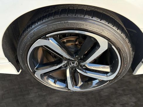 Used 2020 Honda Accord Sport image 40