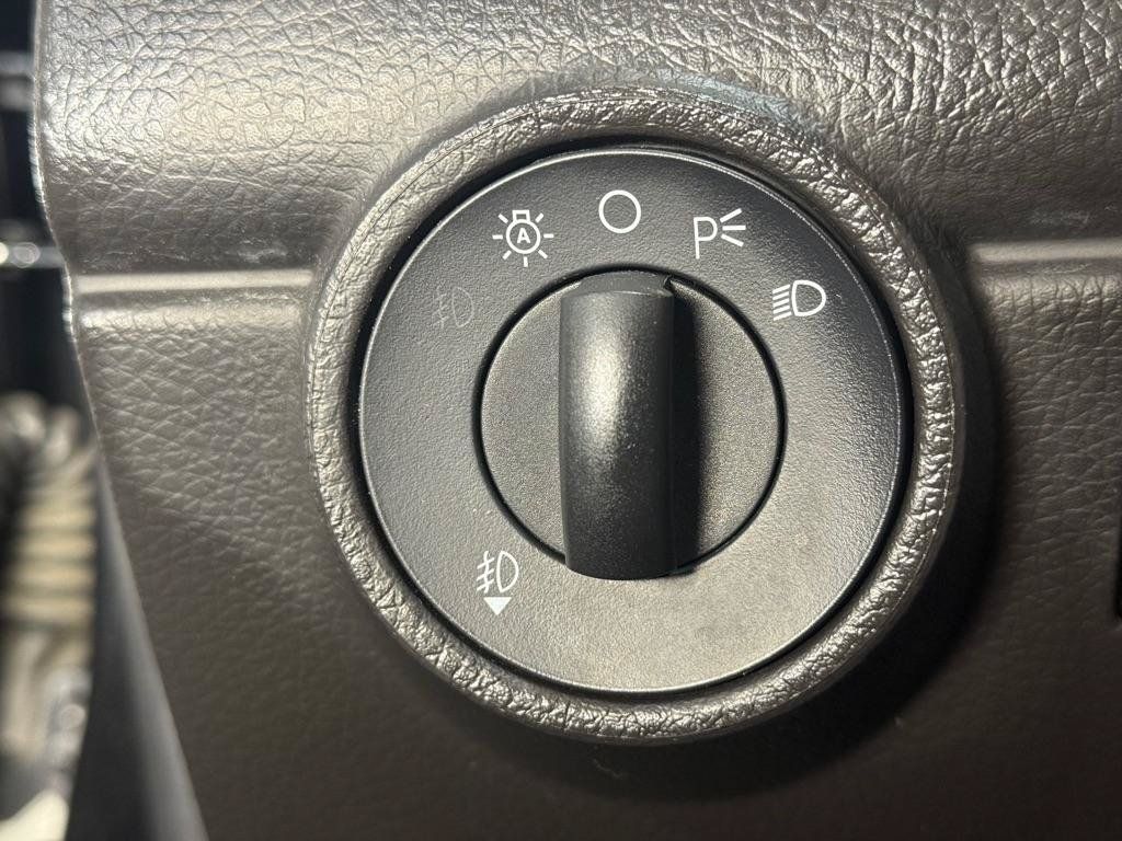 Used 2010 Ford Edge Limited FWD image 28