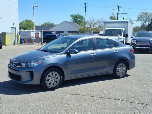 Used 2019 Kia Rio S FWD image 7