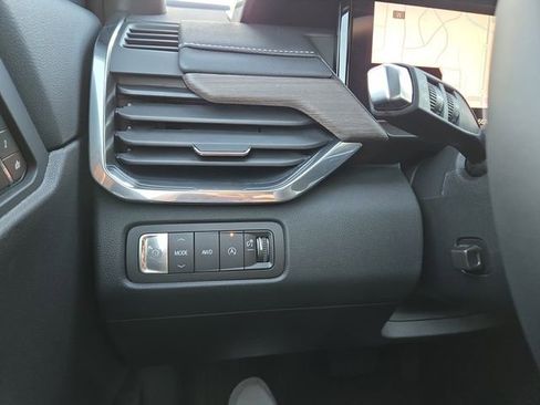 New 2026 GMC Acadia Denali w/ Super Cruise Package image 24