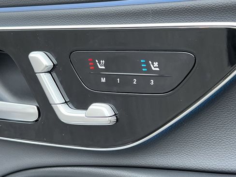 Used 2026 Mercedes-Benz E 350 4MATIC Sedan image 34