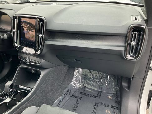 Used 2023 Volvo C40 P8 Recharge Plus AWD/4WD image 67