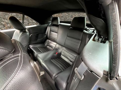 Used 2011 Ford Mustang GT Premium w/ Comfort Pkg image 23