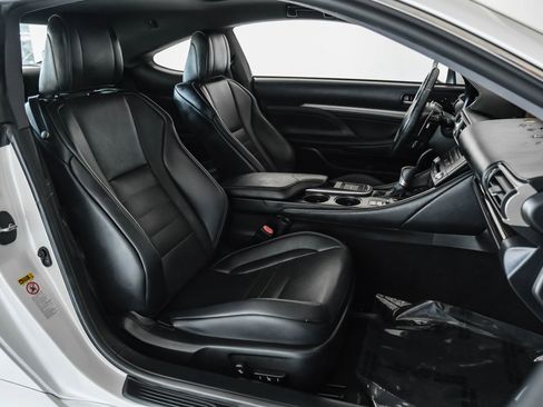 Used 2016 Lexus RC 350 w/ Luxury Package RWD image 30