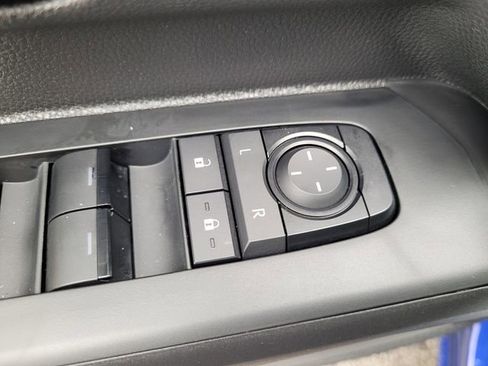 Used 2024 Toyota Tacoma TRD Sport w/ TRD Sport Upgrade Package RWD image 22
