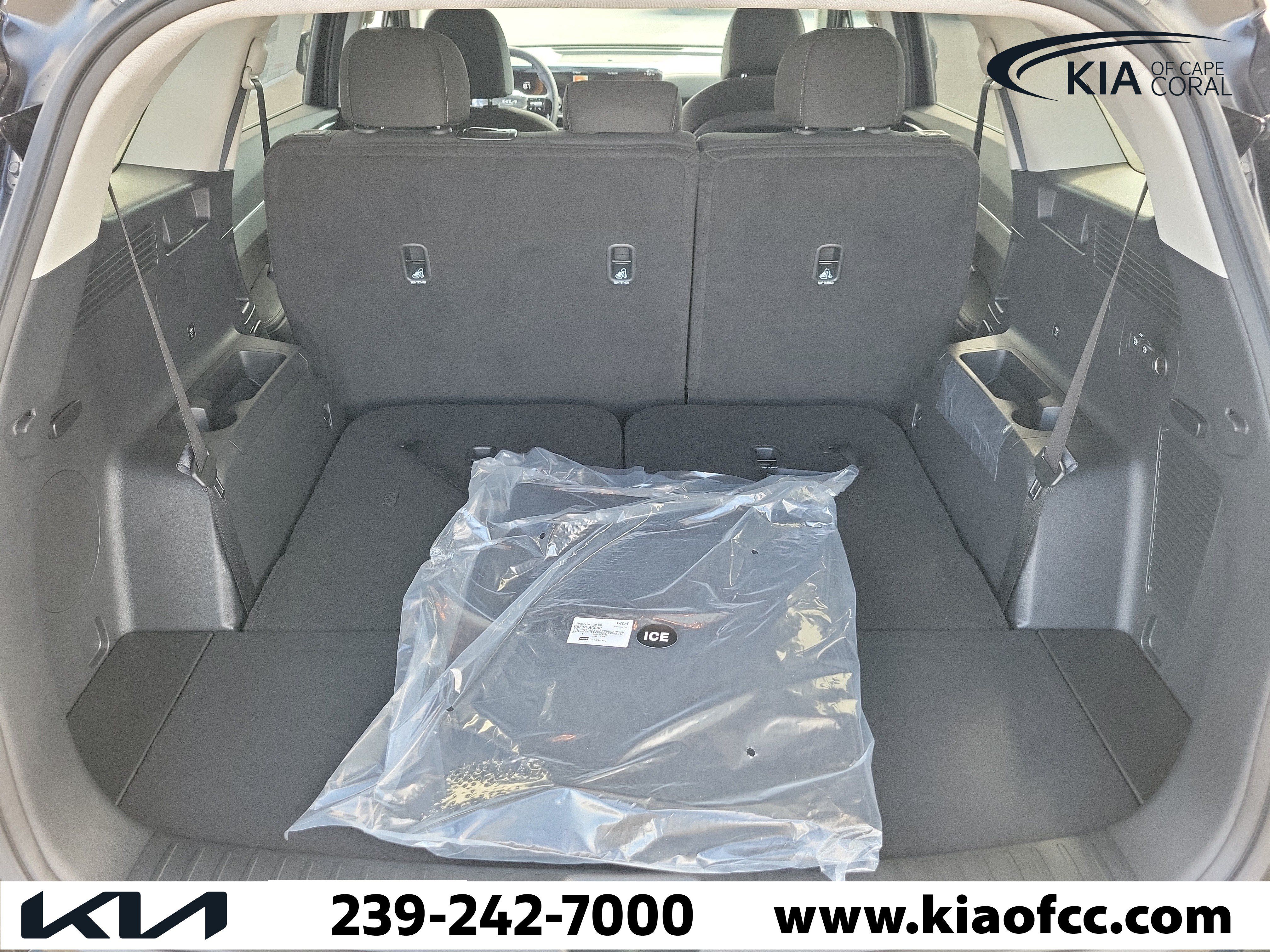 New 2026 Kia Sorento LX FWD image 11
