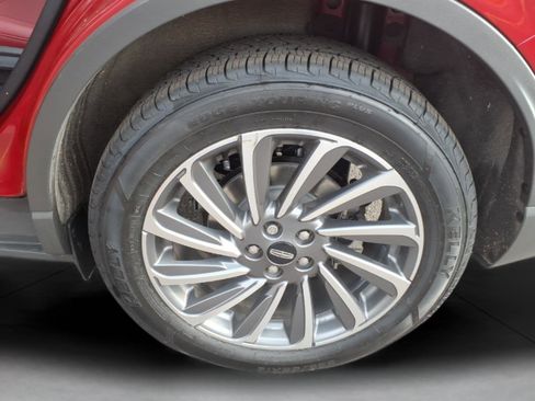 Used 2023 Lincoln Corsair Reserve w/ Equipment Group 201A image 15