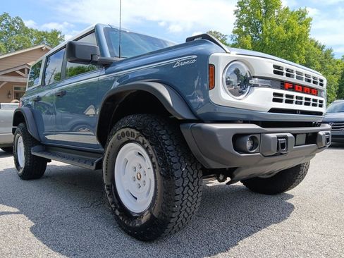 Used 2025 Ford Bronco Heritage Edition AWD/4WD image 4