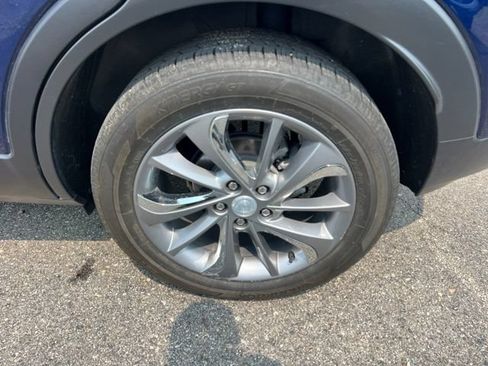 Used 2023 Buick Encore GX Essence w/ Experience Buick Package AWD/4WD image 11