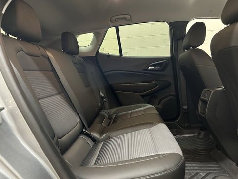 Used 2025 Chevrolet Trax LT w/ Driver Confidence Package image 9