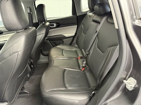 Used 2022 Jeep Compass Limited image 44