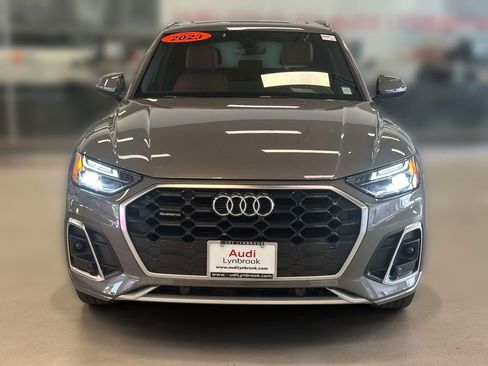 Used 2023 Audi Q5 2.0T Premium w/ Convenience Package AWD/4WD image 2
