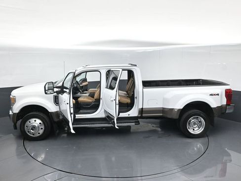 Certified 2022 Ford F450 Lariat w/ Lariat Ultimate Package AWD/4WD image 59